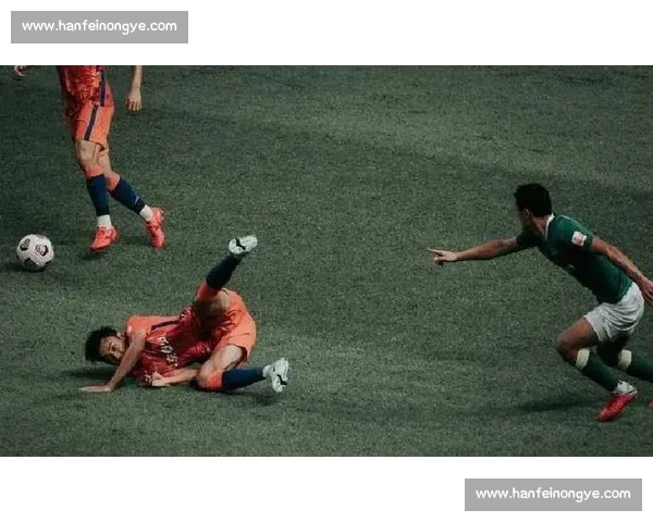 红牌破局!亚泰 2-2 遭绝平,保级路再陷泥沼